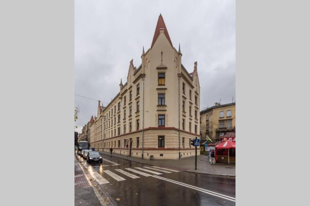 Old Town Apartment Delux Krasków Exterior foto